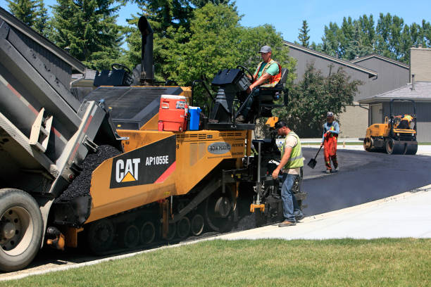 Best Concrete Driveway Paving in Aledo, IL